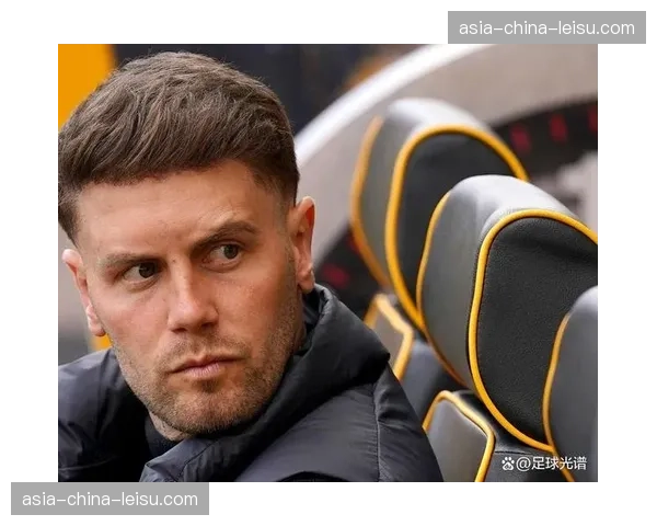 里程碑:布莱顿中场吉尔摩完成个人职业生涯第200场英超联赛